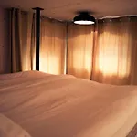 Private Eco Wooden Studio With Bath And Bikes And Garden * Amesterdão