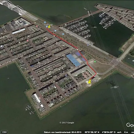 Private Eco Wooden Studio With Bath And Bikes And Garden