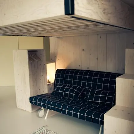 ゲストハウス Private Eco Wooden Studio With Bath And Bikes And Garden アムステルダム