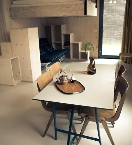 Private Eco Wooden Studio With Bath And Bikes And Garden Pensión