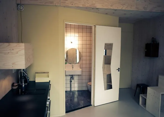 Gæstehus Private Eco Wooden Studio With Bath And Bikes And Garden Amsterdam