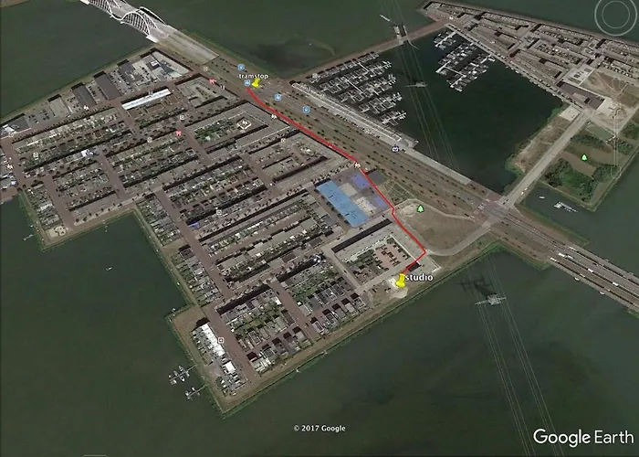 Private Eco Wooden Studio With Bath And Bikes And Garden