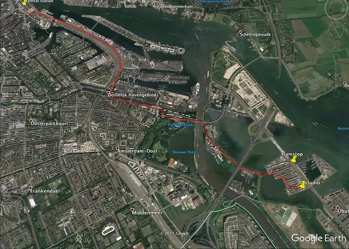 Pensión Private Eco Wooden Studio With Bath And Bikes And Garden Ámsterdam