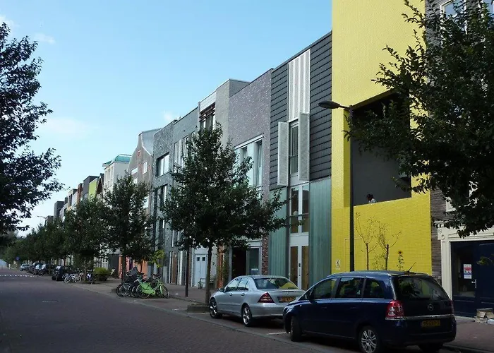 Private Eco Wooden Studio With Bath And Bikes And Garden Ámsterdam