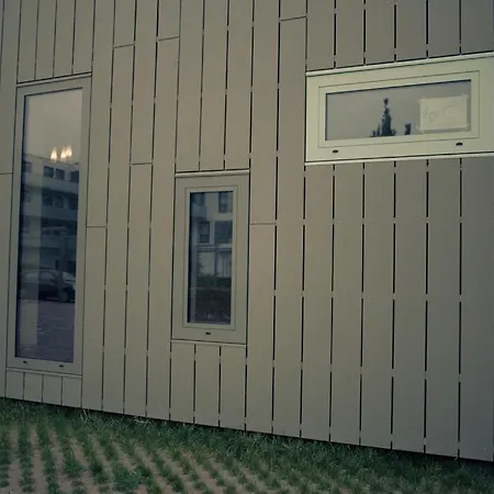 Private Eco Wooden Studio With Bath And Bikes And Garden Maison d'hôtes Amsterdam